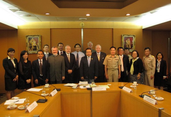 THE AUTOMOTIVE WORKING GROUP HAS RECENTLY MET H.E. MR. PONGSVAS SVASTI, MINISTER OF INDUSTRY