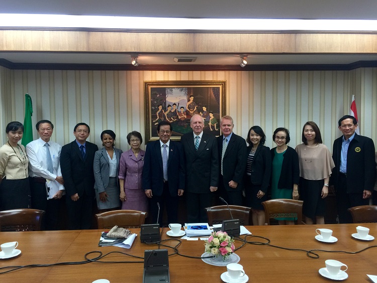 Courtesy Meeting with Vice Minister of Public Health, H.E. Dr. Thawat Suntrajarn  on 26 February 2016